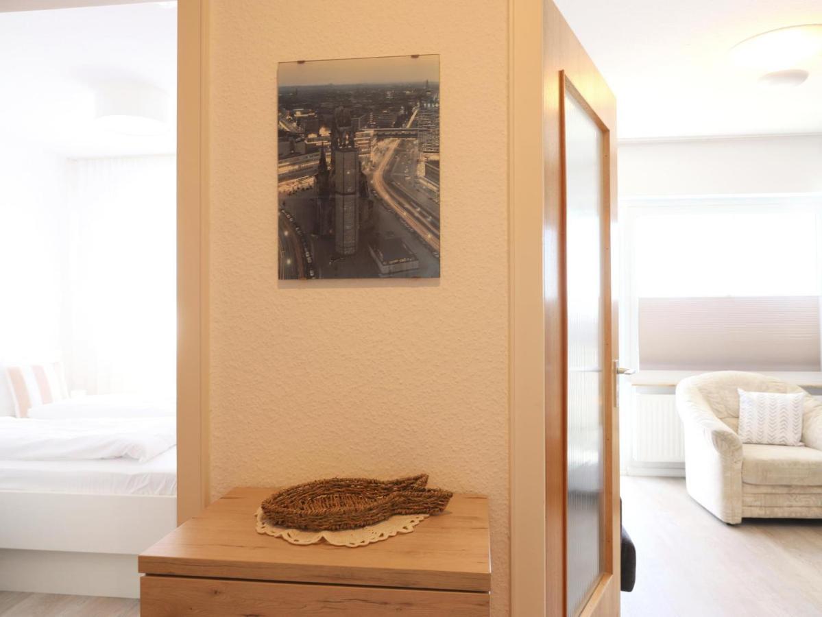 Einfaches 2-Zimmer-Appartement Mit Balkon. Вестерланд Екстериор снимка